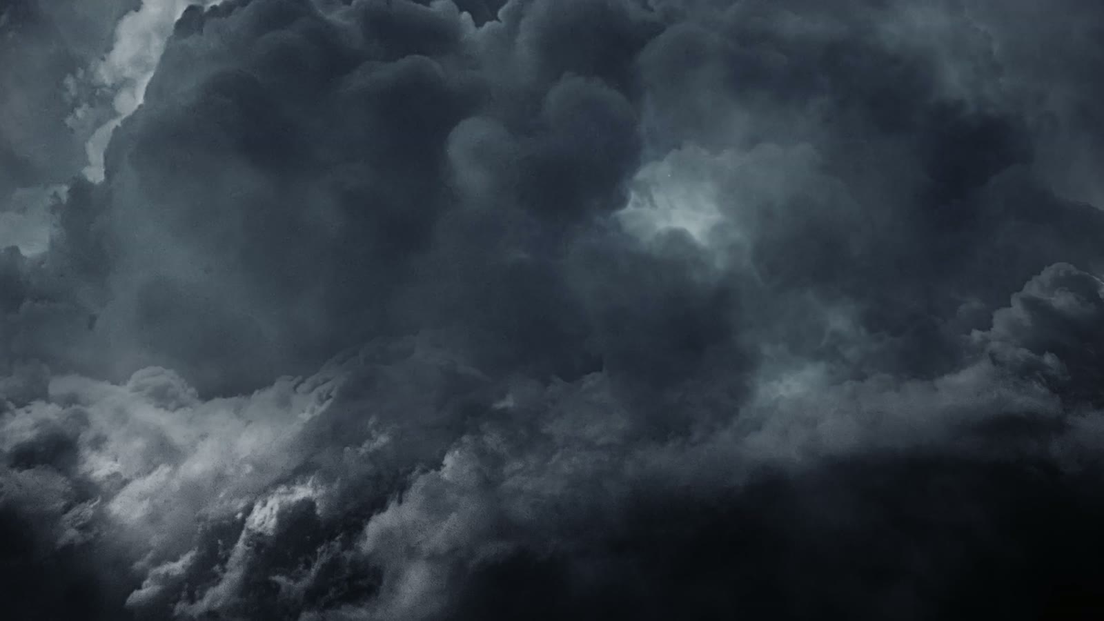 clouds-flowing.mp4