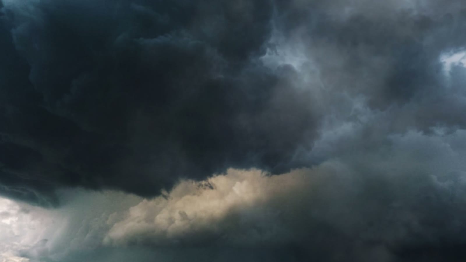 clouds-ominous.mp4