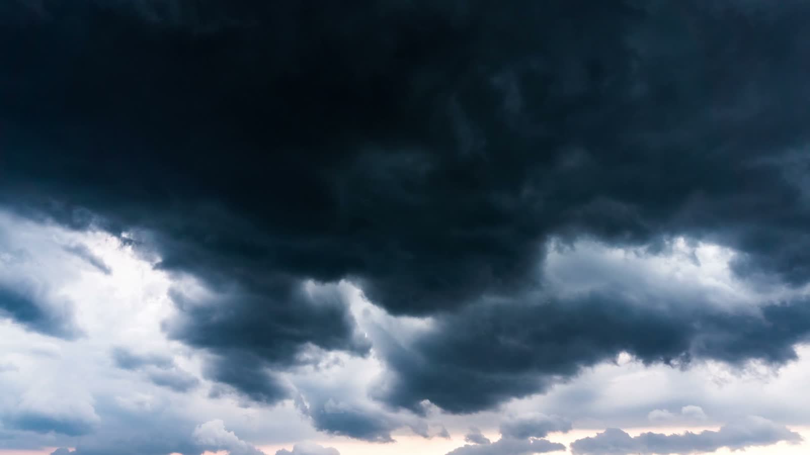 dark-storm-clouds-time-lapse.mp4