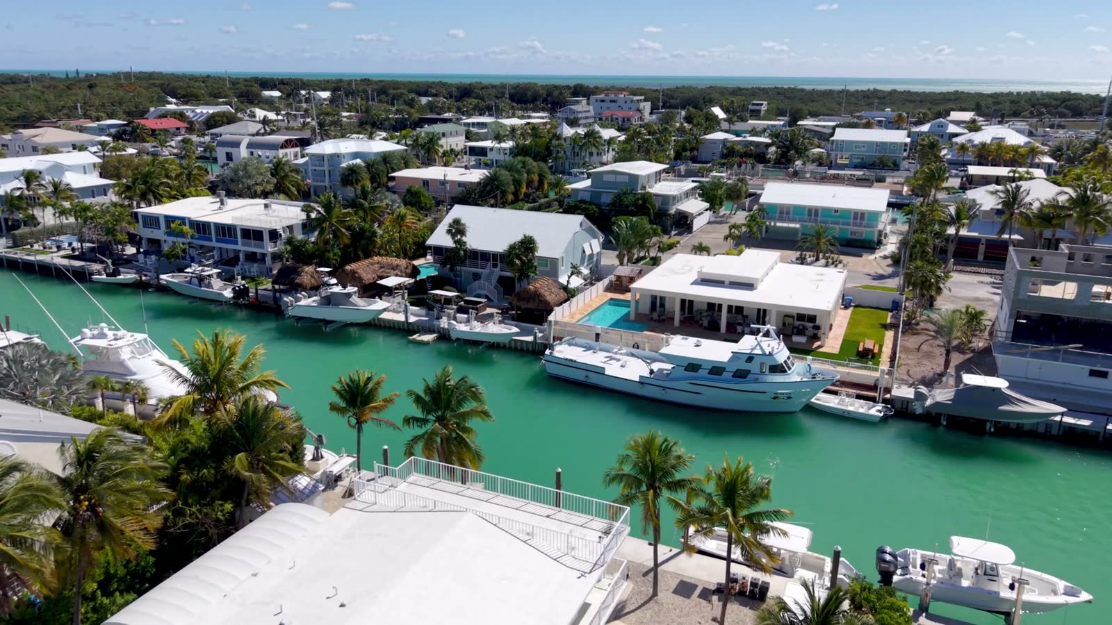 fast-low-pass-islamorada-florida.mp4