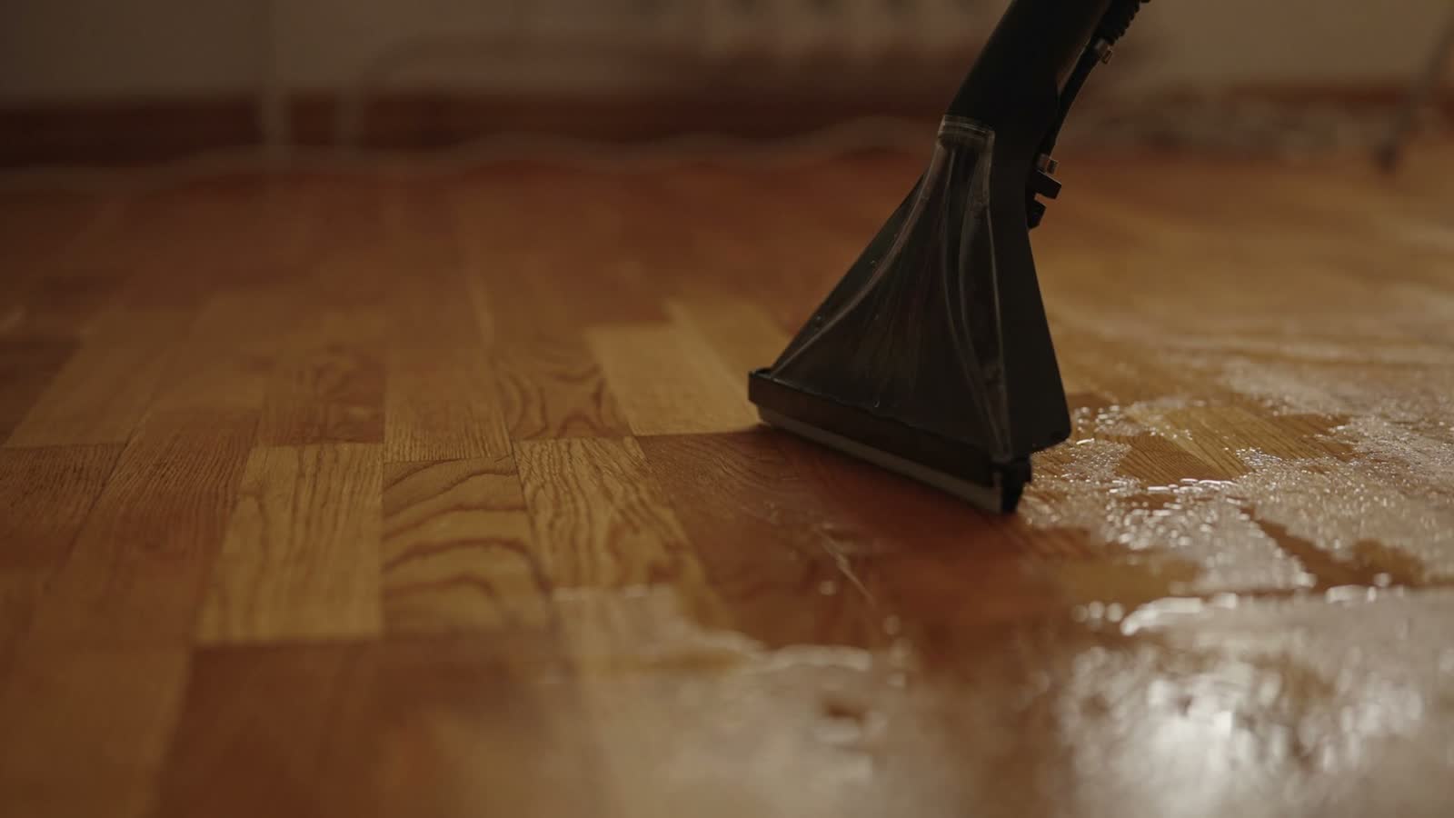 floor-steamer-cleaning-a-wooden-floor.mp4