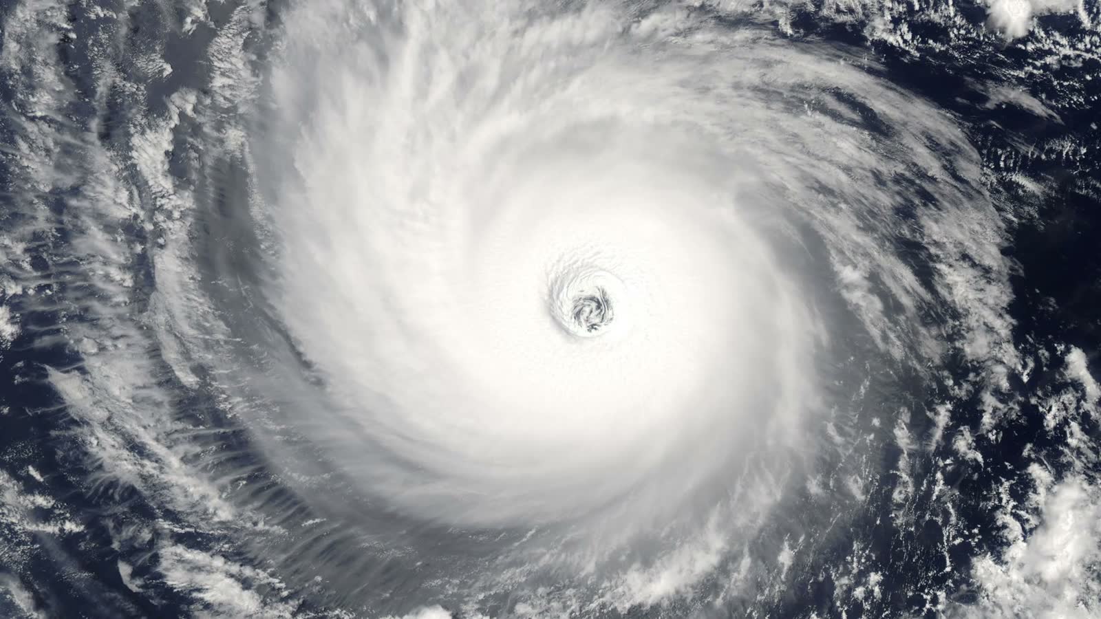 hurricane-eye-from-space-loop-animation.mp4