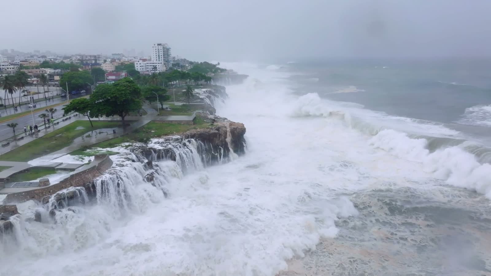 natural-catastrophe-with-crashing-waves-of-ocean-f.mp4