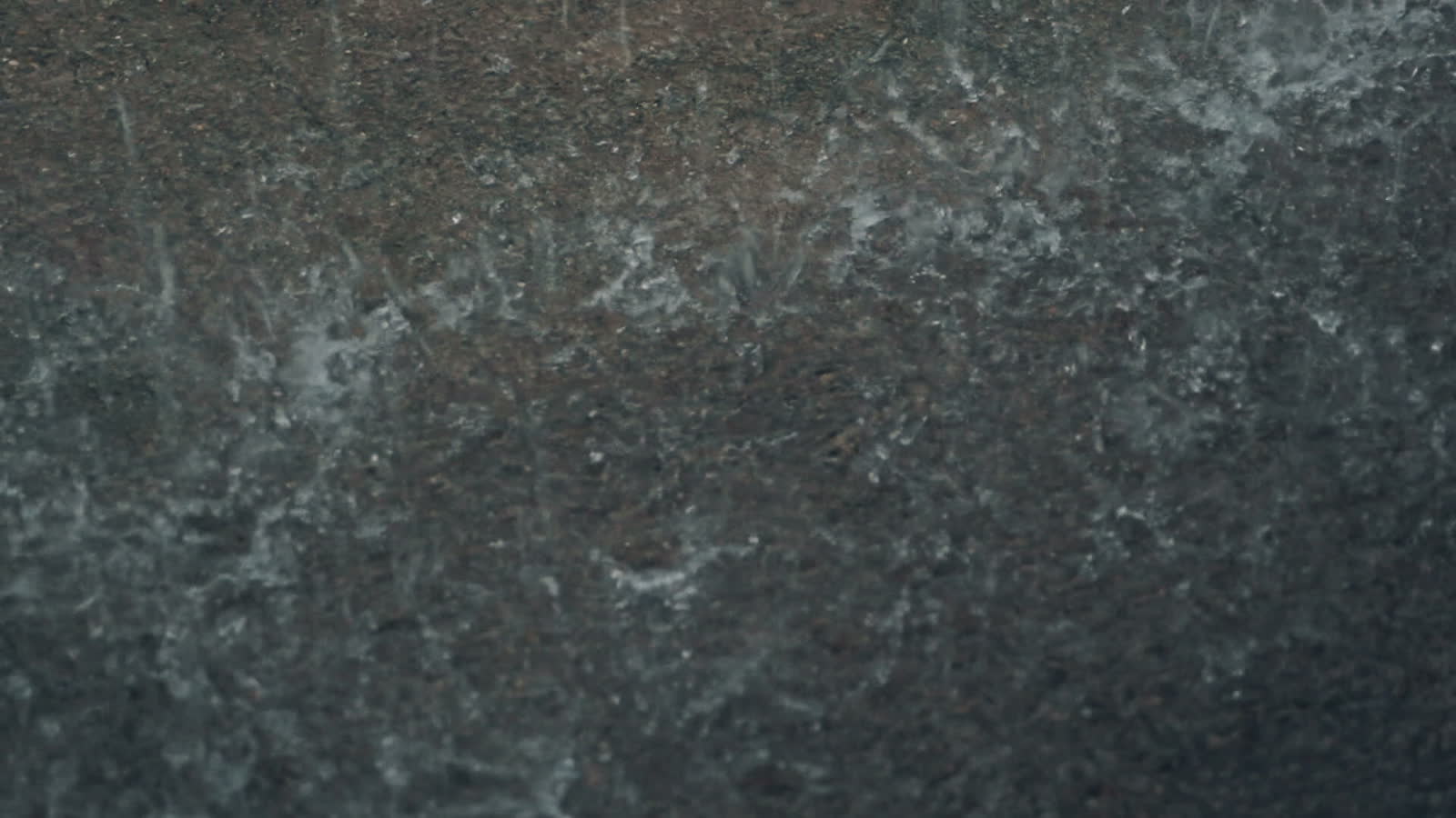 rain-drops-splashing.mp4