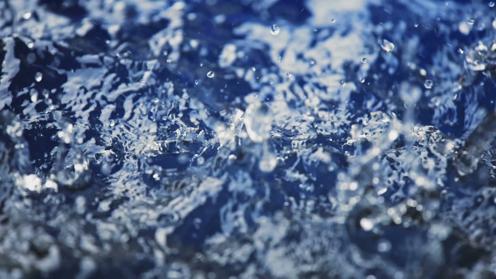 water-splashing-and-rippling-in-close-up-shot.mp4