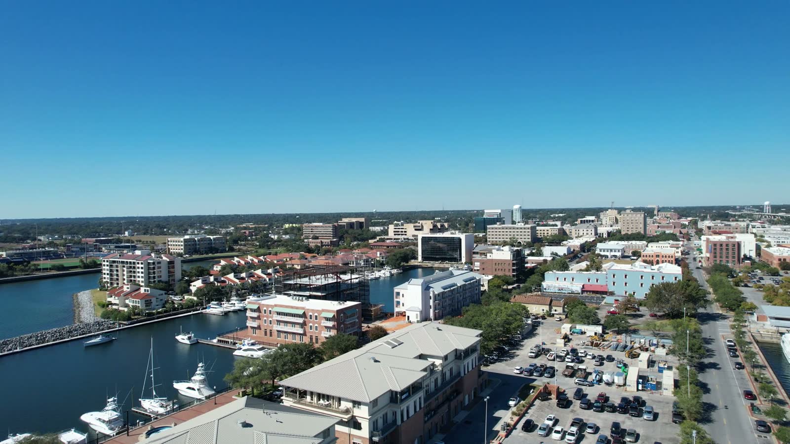drone-flying-over-downtown-pensacola-over-shoppin.mp4