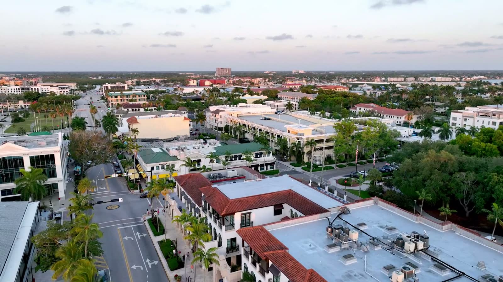 fast-aerial-naples-florida-downtown.mp4
