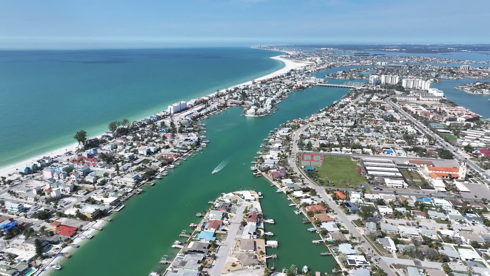 saint-pete-beach-at-saint-petersburg-in-florida-un.mp4