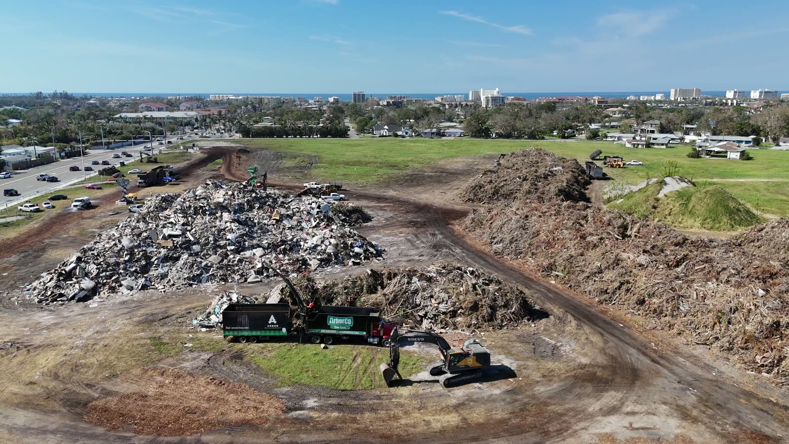 temporary-sarasota-florida-fema-dump-for-hurrican.mp4