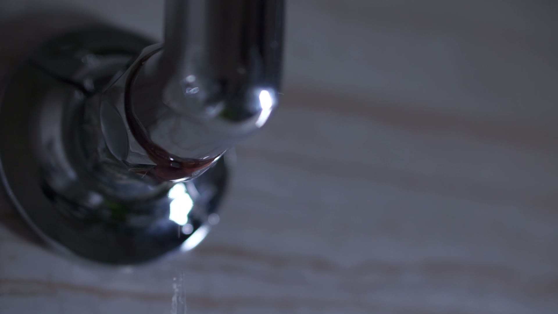 141-2015-09-15-dripping-pipe.mp4