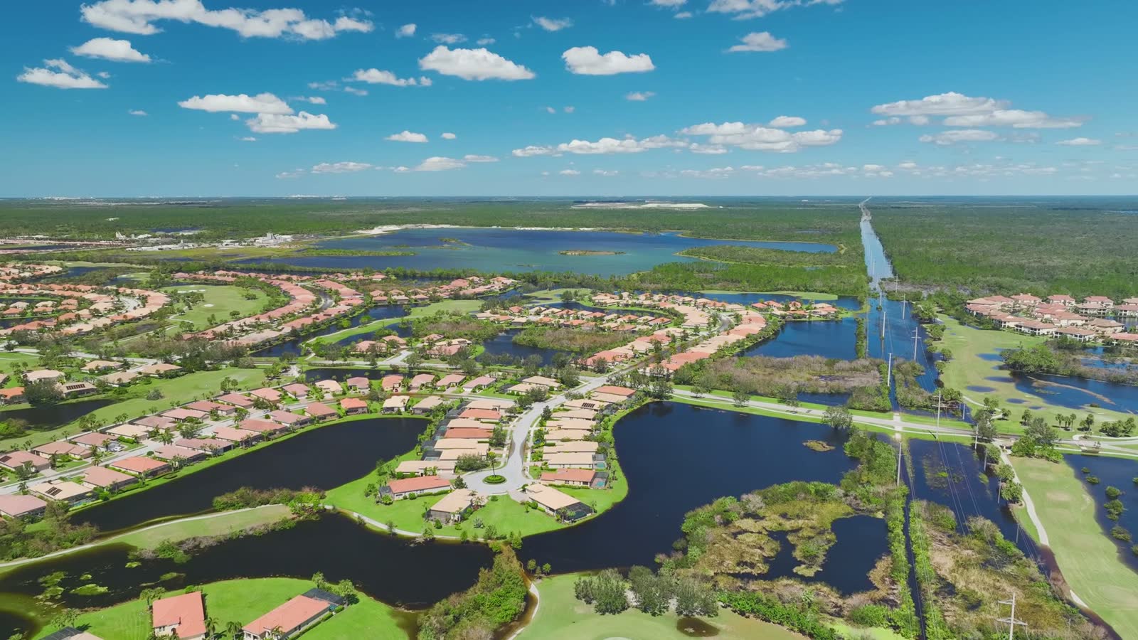 hurricane-ian-flooded-houses-in-florida-residentia.mp4