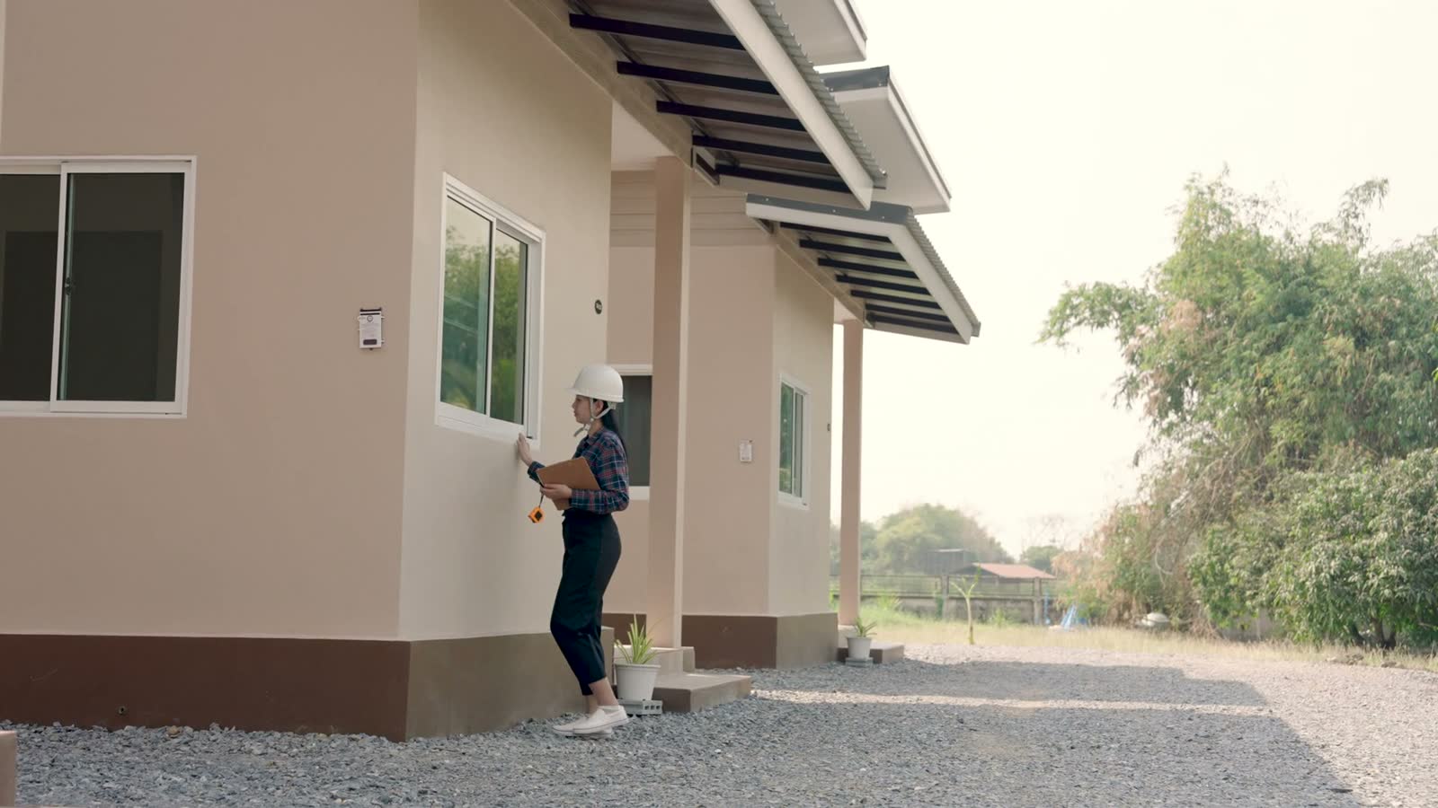 inspect-house-eng.mp4