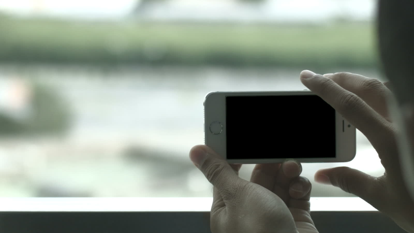 iphone-take-shoot-photo.mp4
