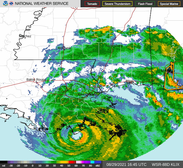 New Orleans radar loop of Ida's Category 4 landfall at Port Fourchon, August 29, 2021